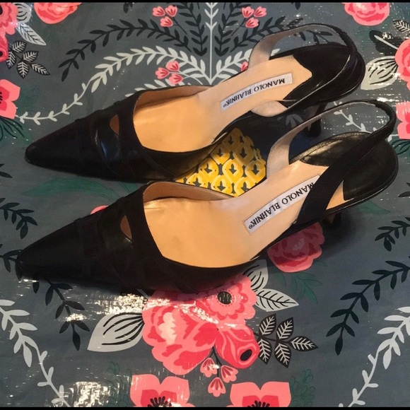 Manolo Blahnik Shoes - Manolo Blahnik sling back pumps
